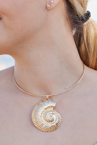 Gold Snail Collar