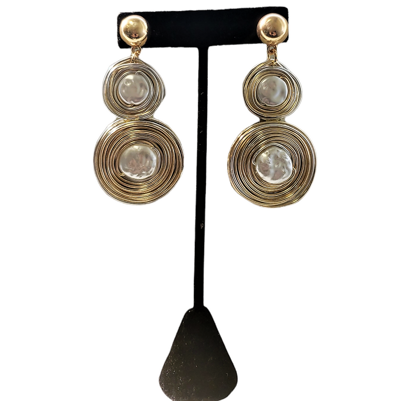 Coin Pearl Earring | Graduated Earring | Coastal | Boho | Gold | Beaded